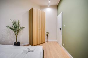Elegancki Apartament z miejscem do Pracy obok MTP