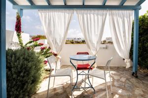 Fivos Apartments Paros Greece