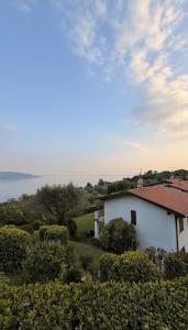 Gardasee Seeblick - Pool & Tennis