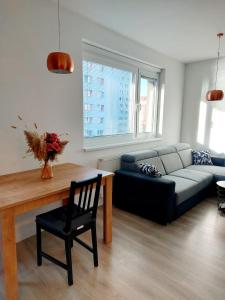 Stein apartment in City Center with Private Garage Parking
