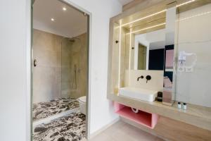 Madison Boutique, Faliraki