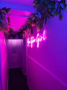 Manchesters ONLY themed slumber party suite for 8 with makeup room