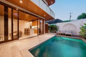 NUQ Seminyak - Spacious 3BR Pool Villa