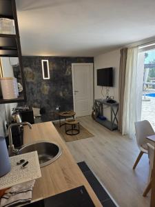 Cvita apartman 1