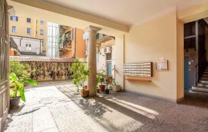 Milan Central Retreat