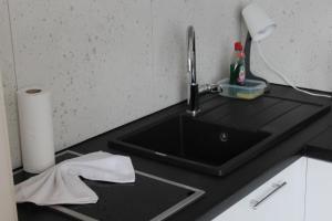 Elegant Renovated Studio, City Center Bruxelles