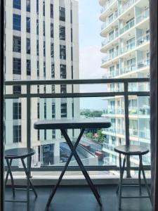 1BR Condotel in Azure Urban resort Near Naia #BH5
