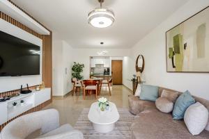 Modern 2BR Pool, Cabanas, and Downtown Punta Cana