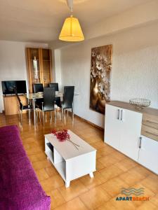 APARTBEACH AGUSTINA ARAGON 2 VISTAS LATERAL a PLAYA