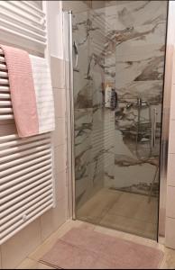 Apartma Deni