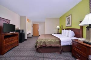 Regency Inn Geneseo IL