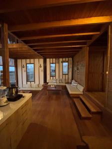 Relaxing Oceanfront in Punta Veleros by Wynwood