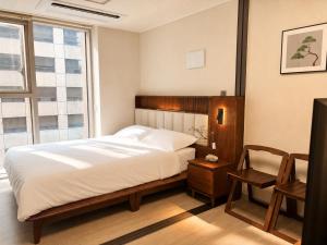 Yeouido Rooftop Stay Han River Walk 3