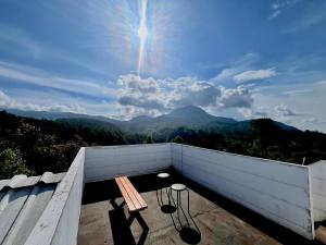 Cabin Inn by Batu Pineus