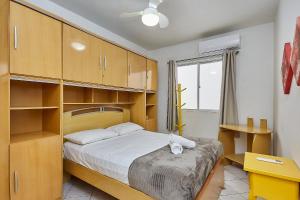 2 min do Shopping Atlântico, econômico com conforto para 05 pessoas