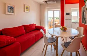 Gorgeous Apartment In Medulin