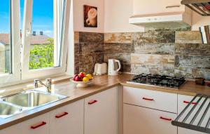 Gorgeous Apartment In Medulin