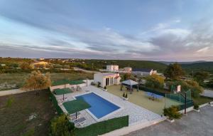 Beautiful Home In Donje Rastane