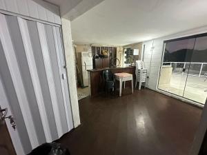 Coffehouse - Casa com Piscina