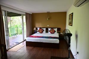 The Backwaters Lodge