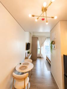 Boho-Nordic Studio at Twin Lakes Vineyard, Tagaytay by Cozy Escape