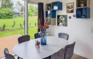 Lovely Home In Stubbekøbing With Wifi