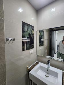 Newtown 8 Boulevard, Full Sea View, 1 Bedroom & Kitchen, Full Options, Mactan Newtown