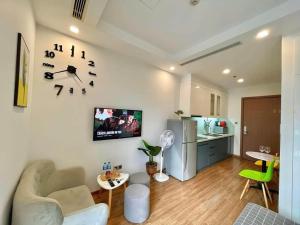 Luxury Smart Studio Apartment for Long Stay Guests at Green Bay Hanoi
