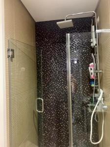 Bright Corner Suite Near Shangri-La & Megamall