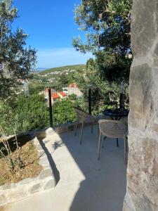 Whispering Hills House Sea & Mountain View