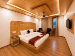 Manali Castles - Majestic Mount View Lodge