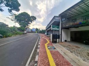 Griya Pangestu Syariah near Alun-Alun Batu RedPartner