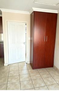 Akzozo Home Away