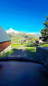 Elia Hut Kazbegi