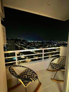 Apartamento moderno en el piso 24 con vistas al mar