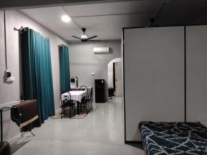 Roomstay Ust Omar