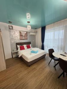Signature PROMENADA Hotel Apartments