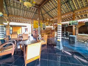 RedDoorz at Setumbu Family Cottage Borobudur