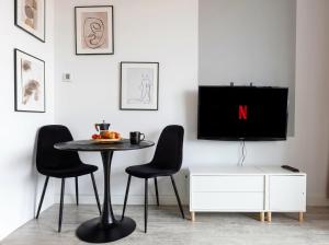 Golden Apartments - Ovo Apartment Market Square Wroclaw