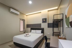 Cove Juanda One
