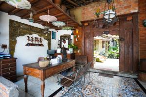 Griya Gribig Guest House Mitra RedDoorz