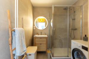 1 bedroom apartment with a superb balcony