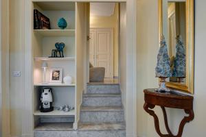 Casa Meandro- In the center of Napoli