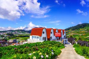 Dieng United Cabins