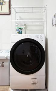 Entire home& M03 10 min to Shinjuku & 1 min walk to subway station & 3 bedrooms & max 9 people