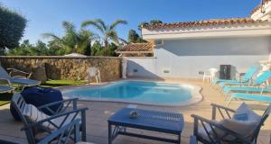Casa Sinzias con piscina 9 posti letto