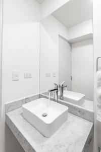 Luxury apartment near Larcomar with pool and jacuzzi
