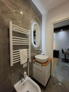 FortyEight Luxury Suite