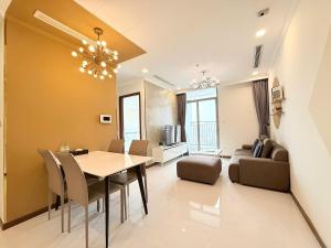 Landmark Plus 1BR high floor great view
