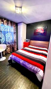Luxury KIA Room D